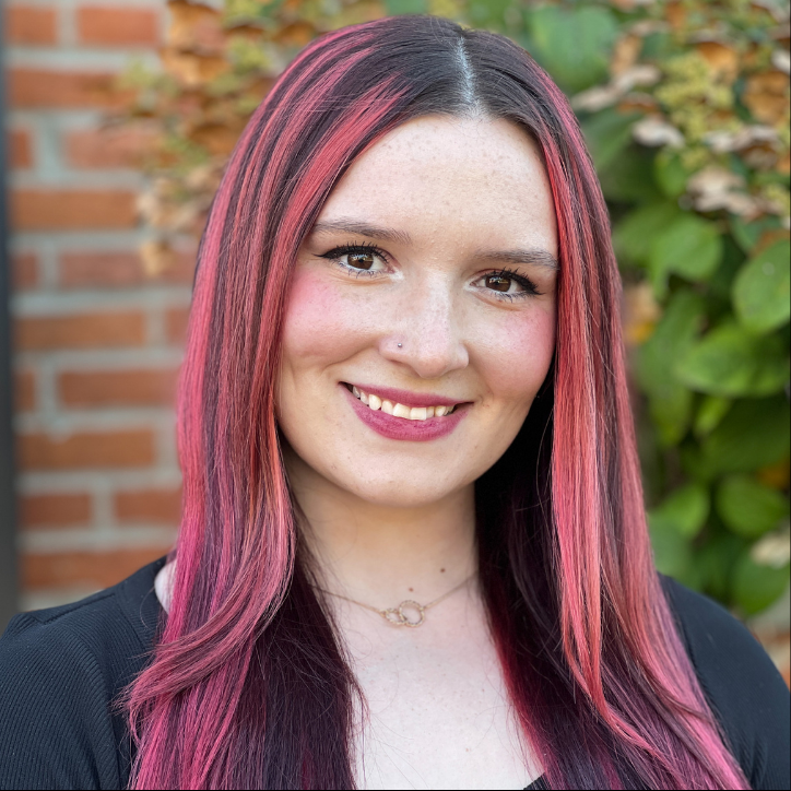 Olivia Knopf Headshot